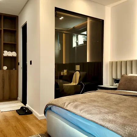 Fivenco - Private W King Bed Modern 公寓