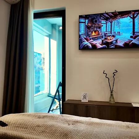 Fivenco - Private W King Bed Modern 公寓