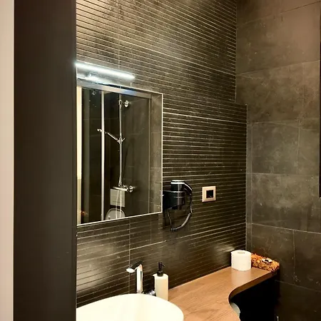 公寓 Fivenco - Private W King Bed Modern
