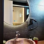 Fivenco - Private W King Bed Modern * Tirana