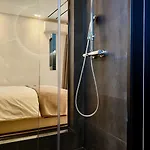 Apartment Fivenco - Private W King Bed Modern *
