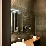 Lägenhet Fivenco - Private W King Bed Modern