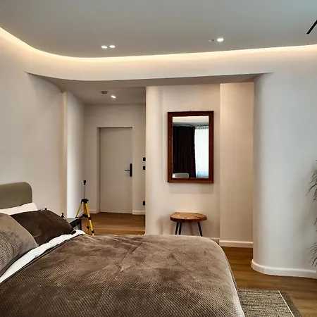 Lejlighed Fivenco - Private W King Bed Modern