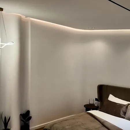 Fivenco - Private W King Bed Modern * Tirana